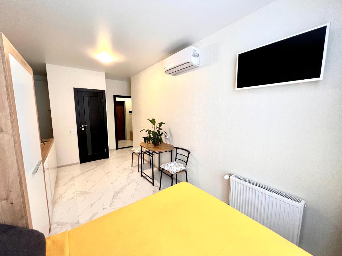 Osapart Hotel In A Complex Semycvit 3 إلفيف المظهر الخارجي الصورة