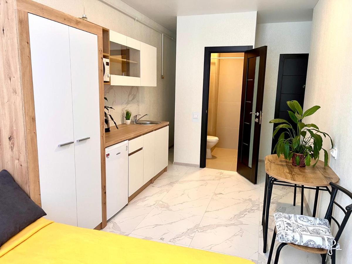 Osapart Hotel In A Complex Semycvit 3 إلفيف المظهر الخارجي الصورة