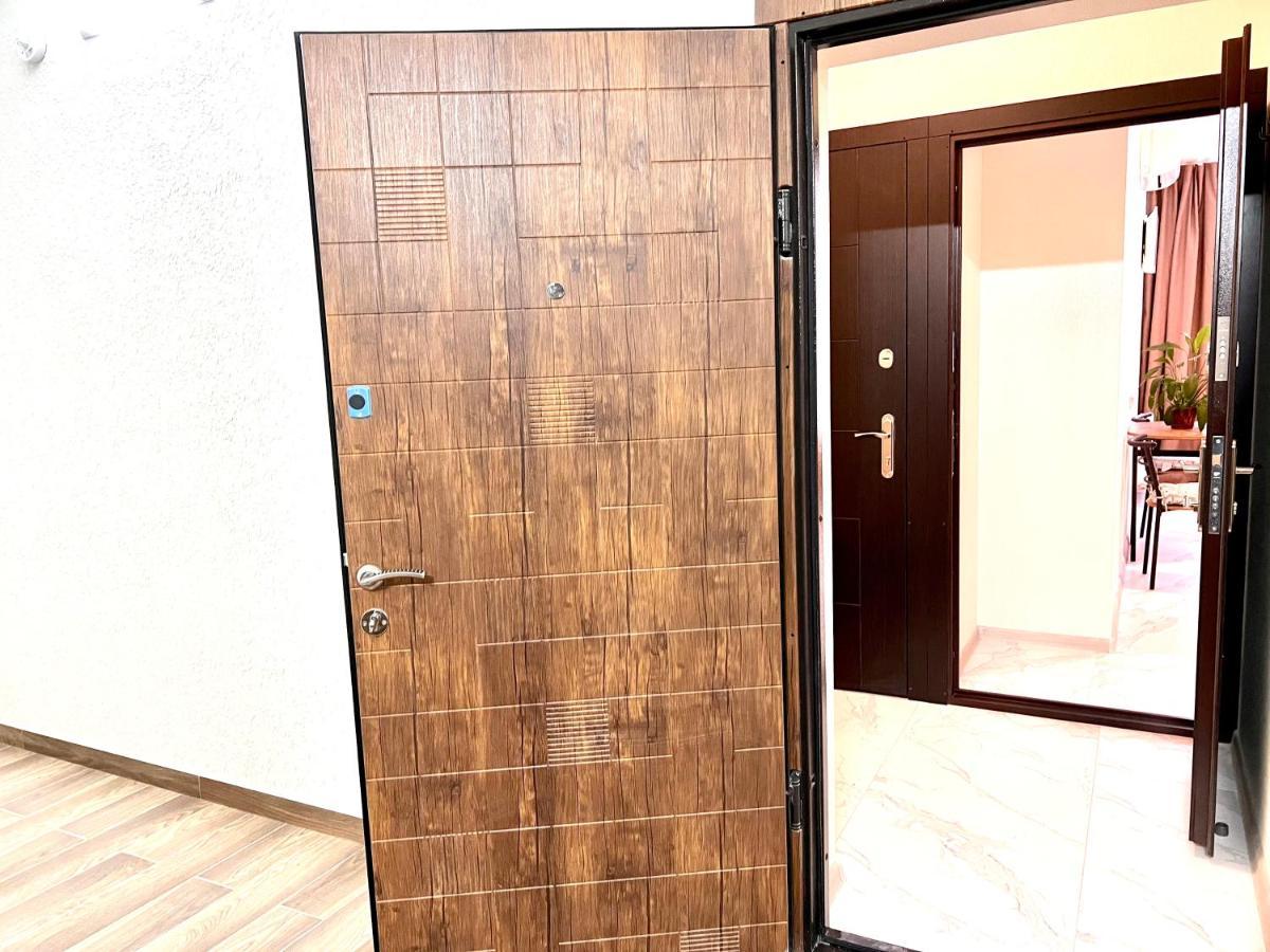 Osapart Hotel In A Complex Semycvit 3 إلفيف المظهر الخارجي الصورة