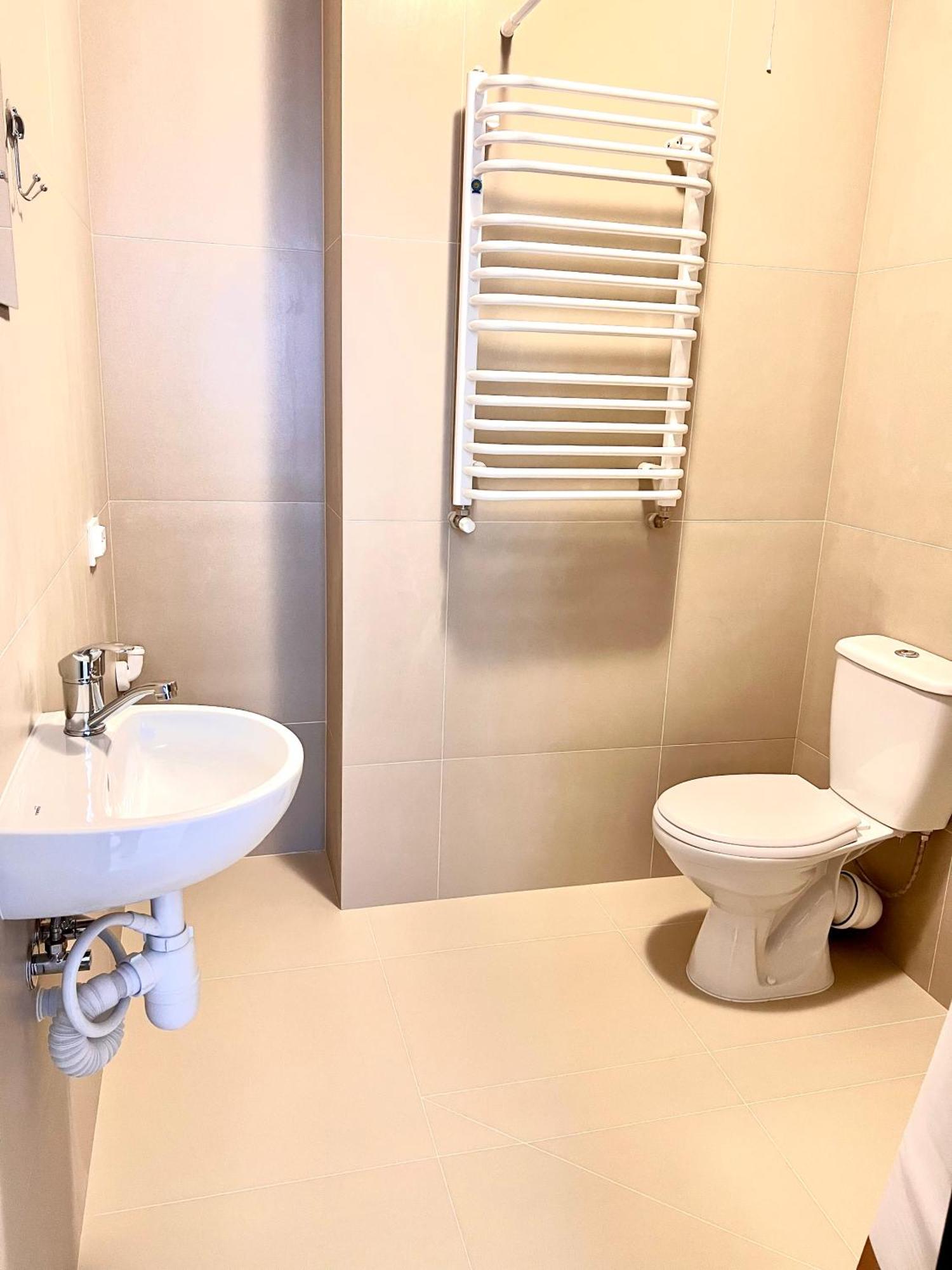 Osapart Hotel In A Complex Semycvit 3 إلفيف المظهر الخارجي الصورة
